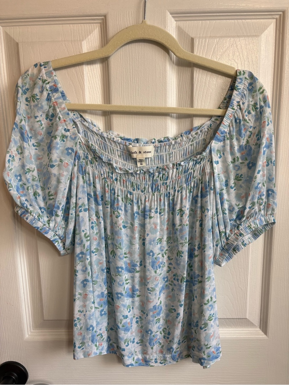cloth & stone (Anthropologie) Light Blue Floral Square-Neck Top, Size XS